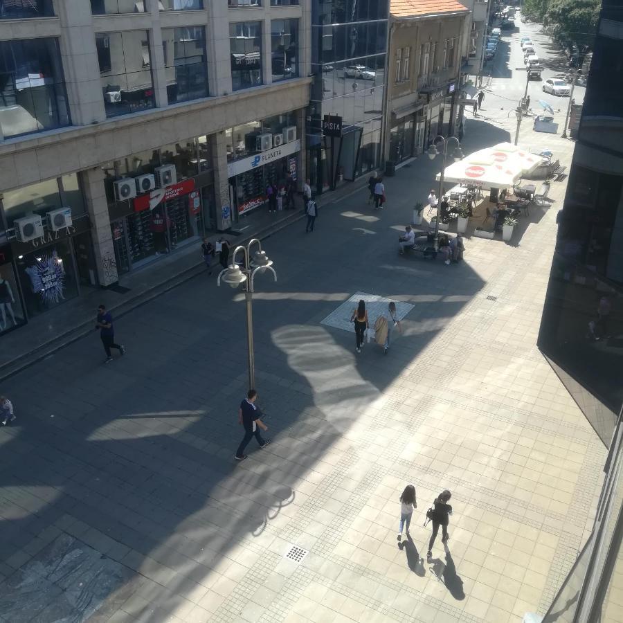 Appartamento Suvi Centar Ni Esterno foto