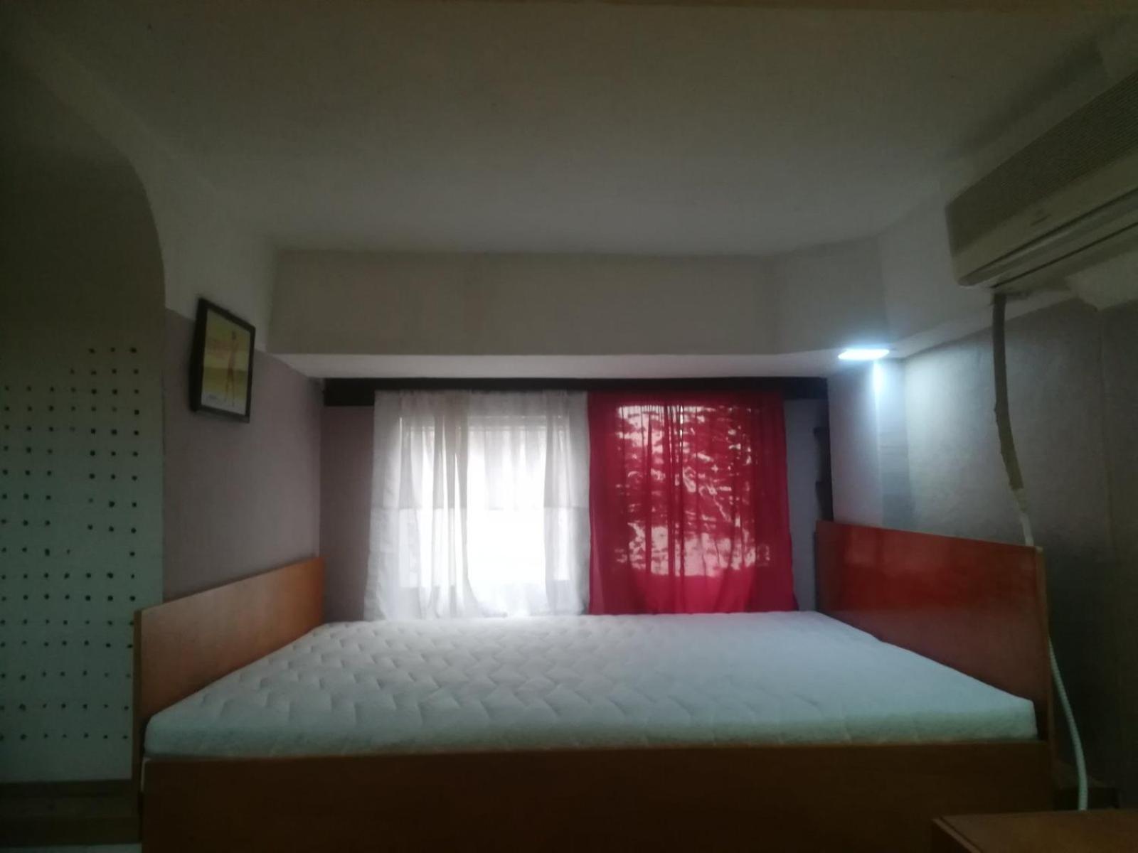Appartamento Suvi Centar Ni Esterno foto